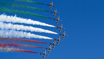 Concorso Aeronautica Militare 2023 per 775 posti: requisiti e domanda