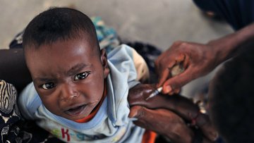Vaccino Pfizer, l'82% delle dosi già venduto ai Paesi ricchi