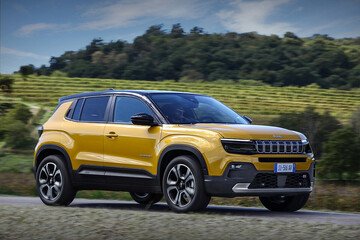Jeep Avenger è Auto dell'Anno 2023