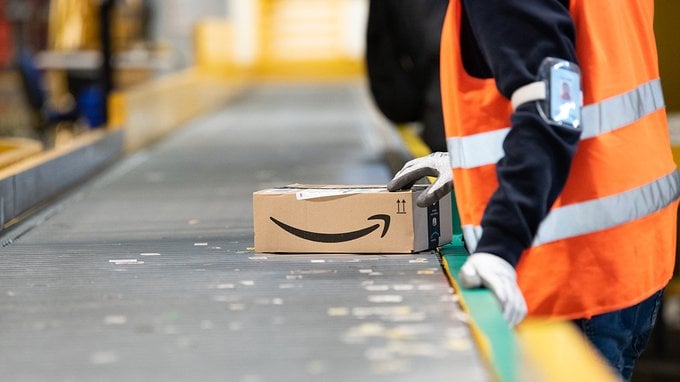 Perché Amazon licenzierà 18 mila dipendenti