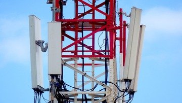 5G: i sindaci non possono vietare le antenne. Lo dice il dl Semplificazioni
