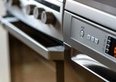 Ma è vero che la friggitrice ad aria consuma meno elettricità del forno?