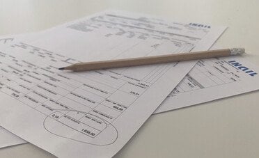 Busta paga sbagliata in eccesso, i soldi in più vanno restituiti all'azienda