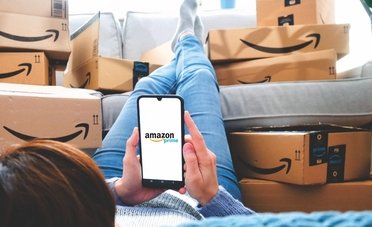 25 anni fa Amazon prese una decisione “controversa” che oggi le fa guadagnare 2.500 miliardi di dollari