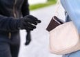 Cosa fare in caso di furto dello smartphone? La checklist definitiva per bloccare SIM, conti bancari e identità digitali