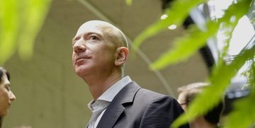 Cambiamenti climatici, report svela la doppia faccia di Amazon e Google