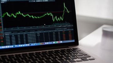 Investire nel settore alcolici: le sin stock