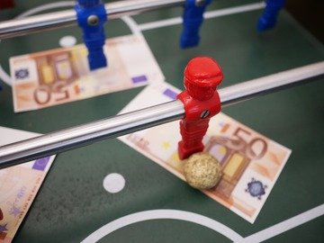 Sponsor di maglia, quanto valgono per le grandi d'Europa