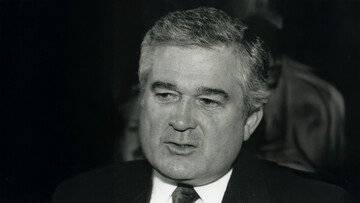 Addio a Louis Gerstner, l'ex CEO e presidente di IBM che salvò l'azienda dalla crisi