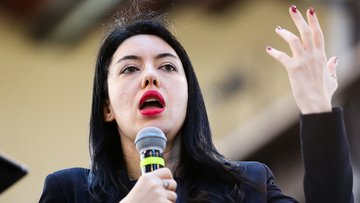 Scuole chiuse oltre il 15 marzo? Non è una fake news, il Governo ci pensa veramente