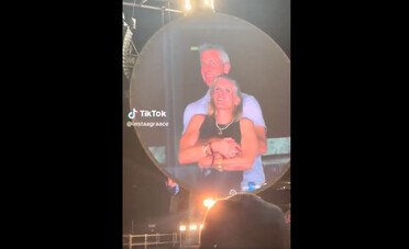 Chi è Andy Byron, il CEO di Astronomer “beccato” al concerto dei Coldplay