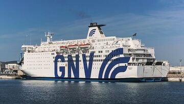 Nave-ospedale costruita a Genova in tempi record: ospiterà 1.000 pazienti