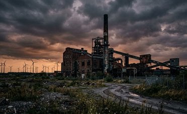 Trump ride mentre la Germania chiude fabbriche. Ecco perché l'energia verde è una truffa
