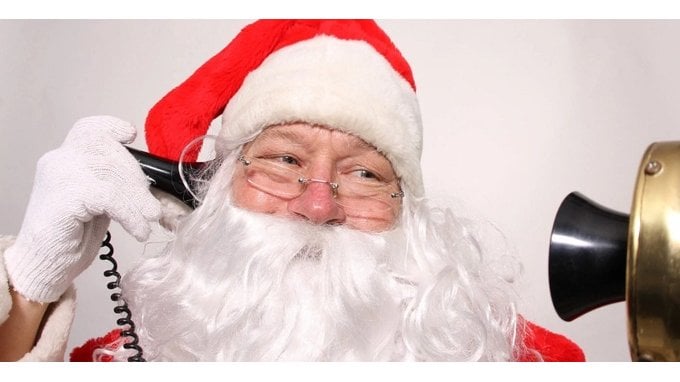 Come chiamare Babbo Natale? Ecco il numero di telefono e cosa fare