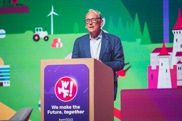 WMF, Sir Tim Berners-Lee: «abbattere le barriere favorisce la comprensione delle culture»