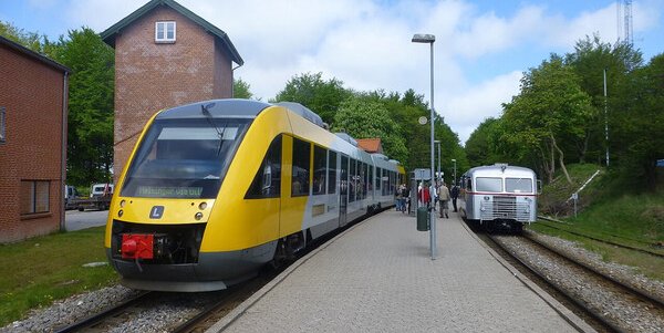Scontro frontale tra due treni in Danimarca, diversi feriti