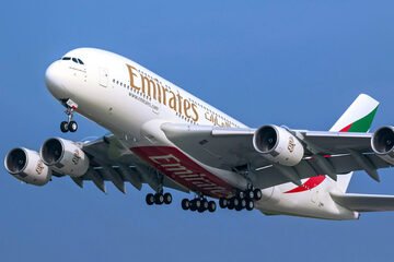 Emergenza sul Mediterraneo, volo Emirates rientra ad Atene per una sospetta minaccia a bordo