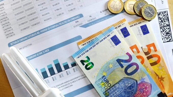 Mercato libero o servizio a tutele graduali, qual è più conveniente in bolletta