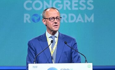 L'America non è più il futuro: l'avvertimento di Merz che l'élite europea non può più ignorare