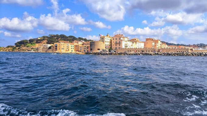 Pensioni, in questo Paese prendi €1.600 senza aver mai lavorato. Ecco come averla