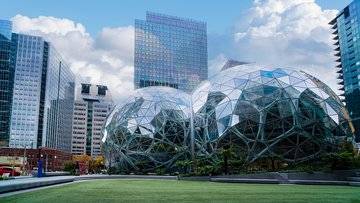 Amazon Italia sotto inchiesta, oltre €1 miliardo evaso al Fisco. Cosa rischia?