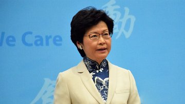 Hong Kong, sanzioni USA per la governatrice Carrie Lam