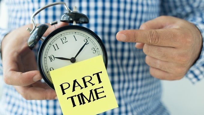 Straordinari part-time, la guida su ore, limiti e retribuzione