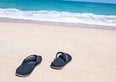 Sai che se ti fai male in spiaggia hai diritto al risarcimento? Ecco quando e chi deve pagare