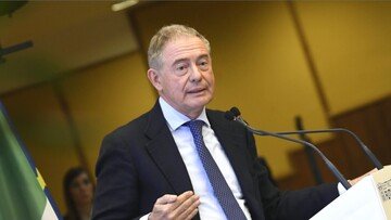 Il prezzo della benzina aumenta in Italia: perché il governo non interverrà