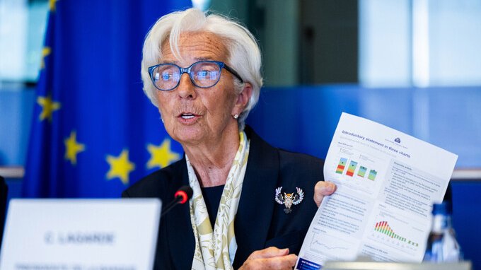 Tassi BCE, Lagarde ha appena minacciato i governi europei