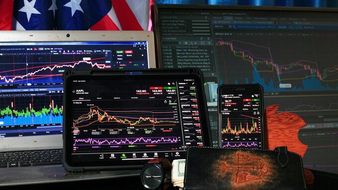Perché tutti vogliono venderti i private asset in questo momento?