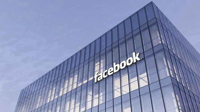 Gruppi su Facebook: nuove regole e chiusura immediata, cosa cambia?