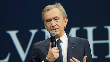 Successione LVMH, perché gli azionisti chiedono chiarezza sul piano di Arnault