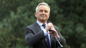Chi è Robert Kennedy Jr., il candidato alle elezioni Usa 2024 che può far vincere Trump