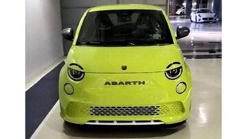 Nuova Abarth 500 elettrica: lo Scorpione dall'anima green