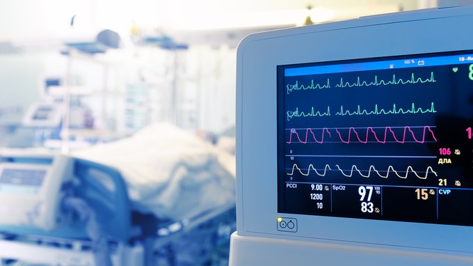 Epatite acuta pediatrica: morto un bimbo. I 4 sintomi da tenere sotto controllo