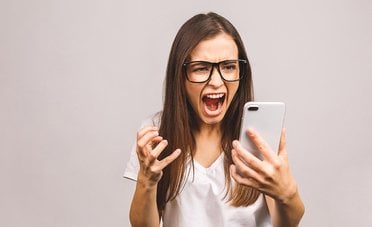 Questo segnale sul tuo cellulare indica che deve essere riavviato