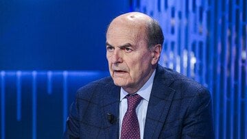 Quanto guadagna Pier Luigi Bersani? Stipendio e patrimonio dell'ex leader del centrosinistra