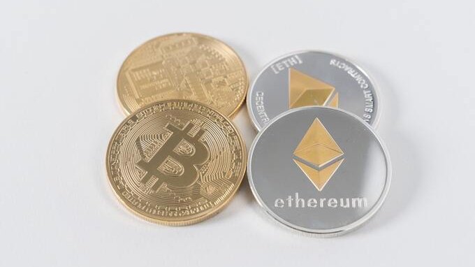 Bitcoin ed Ethereum toccano i massimi sui dati dell'occupazione Usa. E la corsa continua