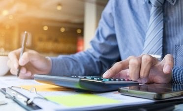 Conciliazione vita-lavoro, sconto sui contributi fino a 50.000 euro. Cosa devono fare le aziende?