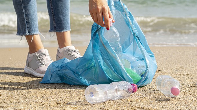 Riciclare la plastica: 5 aziende che vogliono fare la differenza