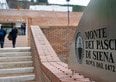 Assemblea Mps, bocciata l'incorporazione di Mediobanca. Cosa cambia per l'Opas di Intesa Sanpaolo?