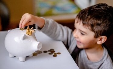 Ecco quando e perché gli italiani hanno smesso di essere un popolo di risparmiatori
