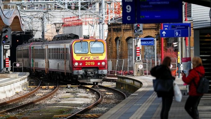Il Lussemburgo attrae un numero record di turisti, offrendo loro viaggi veloci e gratuiti