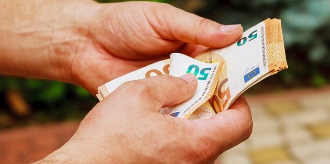 Bonus busta paga di 3.000 euro nel nuovo decreto Aiuti, come funziona e a chi spetta