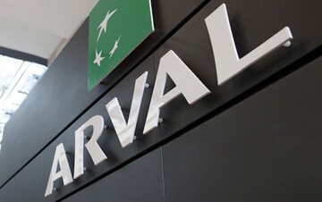 Arval chiude un 2023 molto positivo con una flotta di oltre 1,7 milioni di veicoli noleggiati