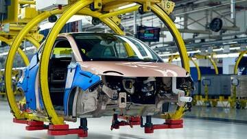 Le immatricolazioni auto crollano a marzo: colpa dei mancati incentivi?