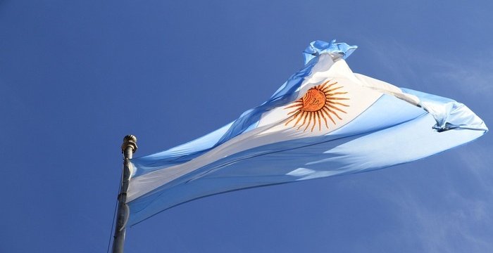Bond oggi: mercato attivo sugli Argentina, che salgono. Fra mille incertezze