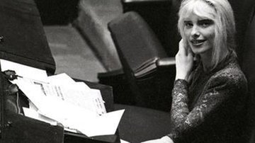 Quanto guadagna Ilona Staller? Pensione e carriera da parlamentare della ex deputata