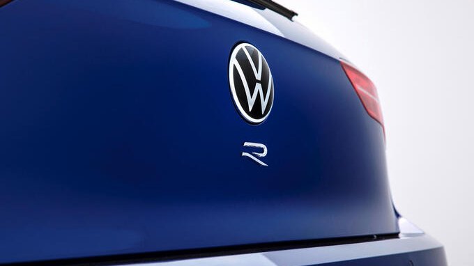 Addio a questa auto. Volkswagen costretta a interrompere la produzione per colpa della Cina